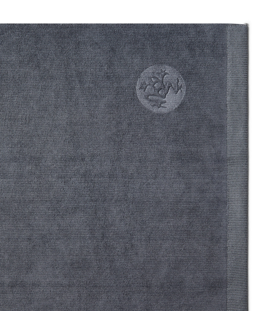 eQua Hot Hand Towel 16