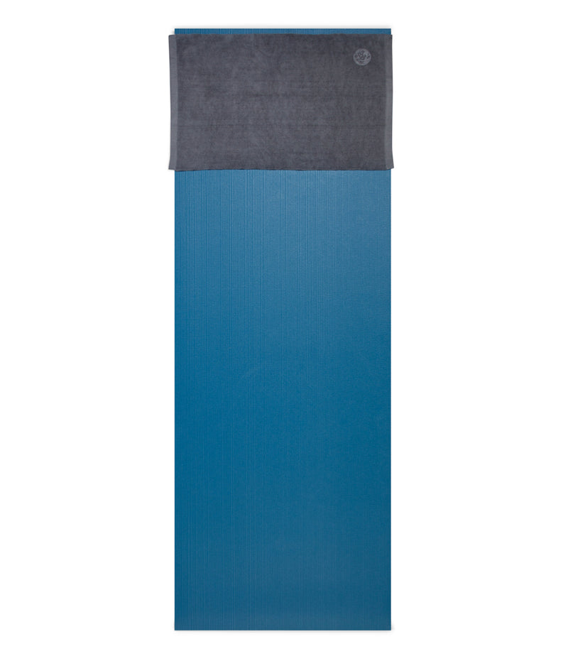 eQua Hot Hand Towel 16