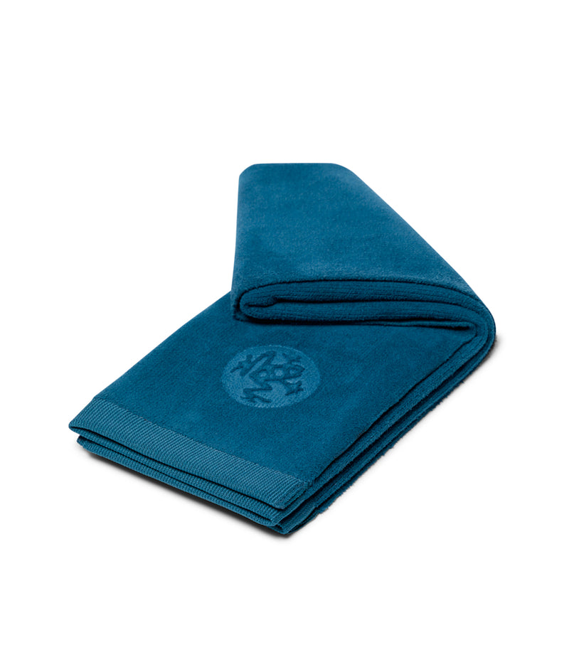 eQua Hot Hand Towel 16