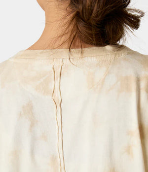 W Connection Tee