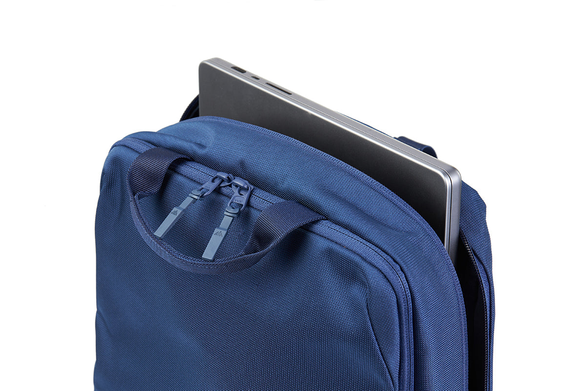 Commute Day Slim Navy